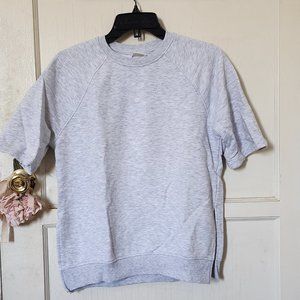 H&M SHORT SLEEVE SWEATSHIRT